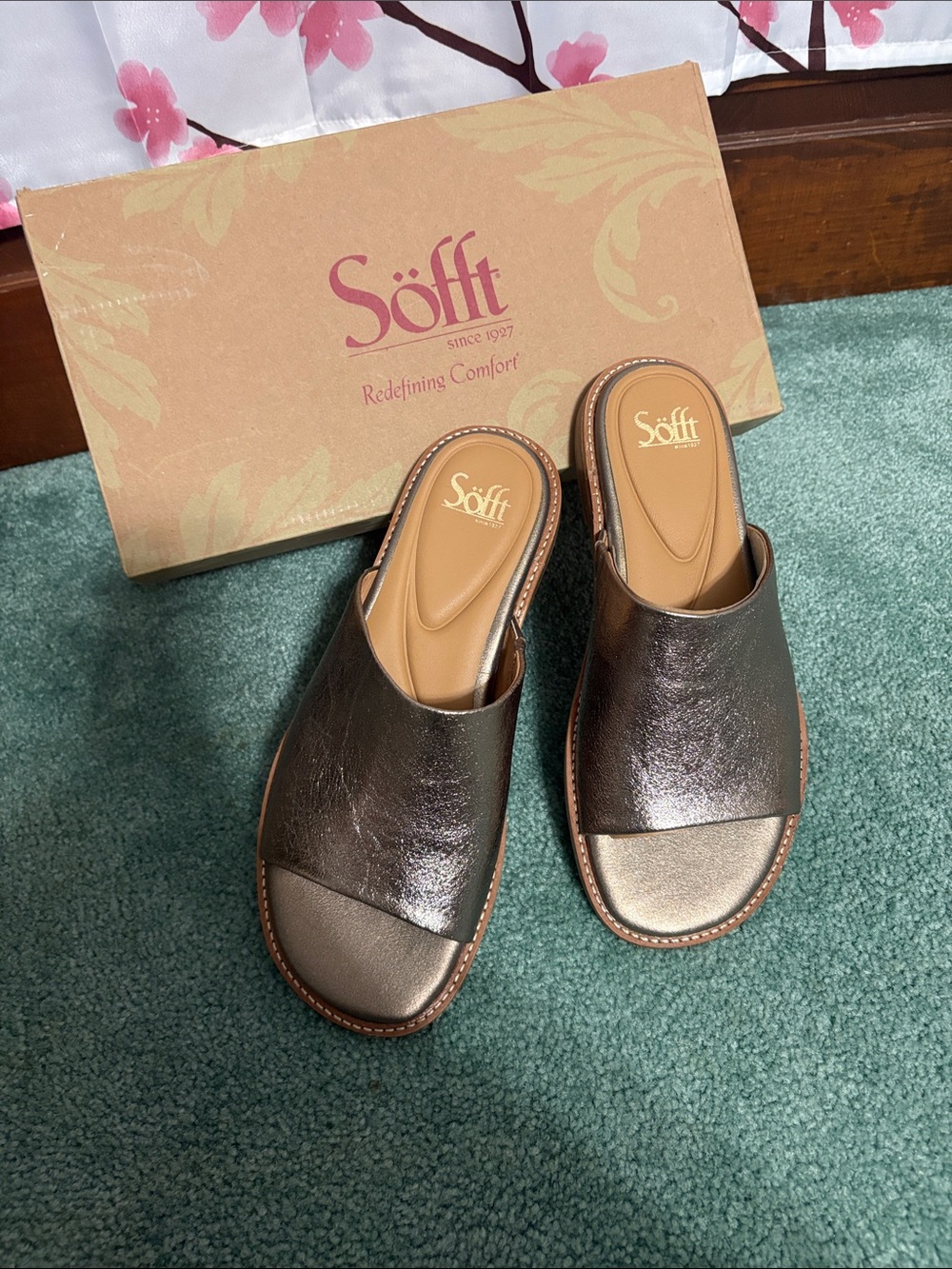 Söfft Bronze Metallic Open-Toe Slide Mules